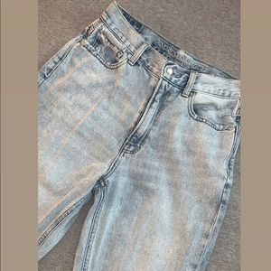 Size 6 American Eagle boyfriend jeans